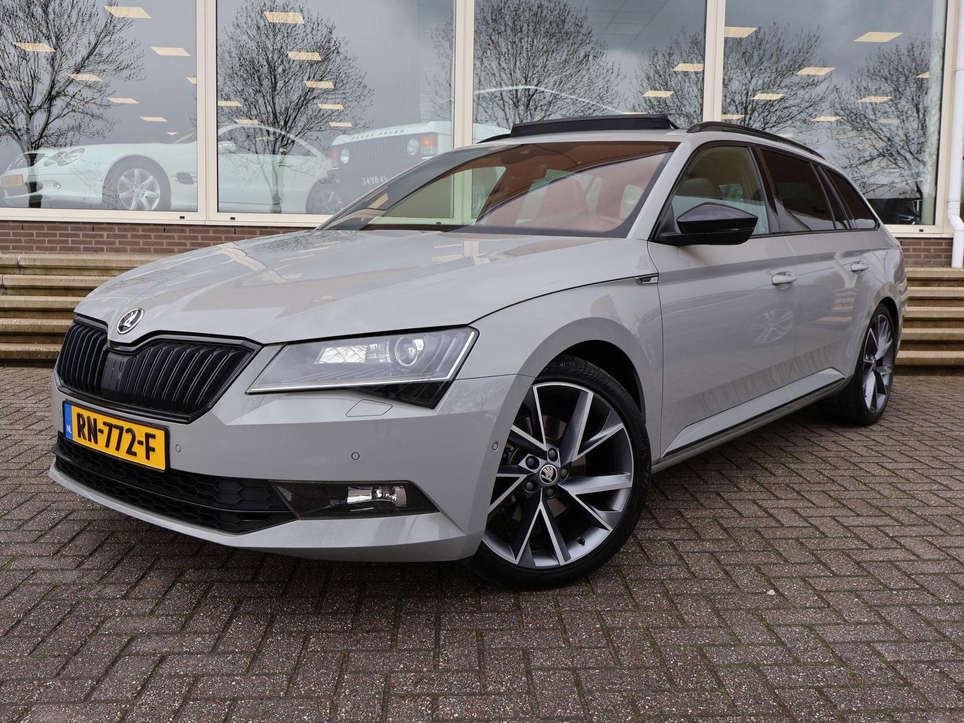 Foto van Škoda Superb