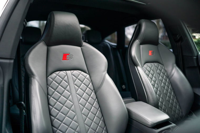 Audi S5