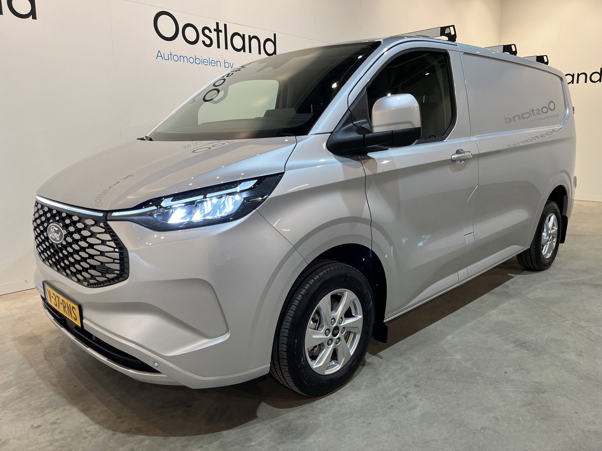 Foto van Ford E-Transit Custom
