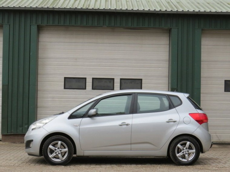 Kia Venga foto 1