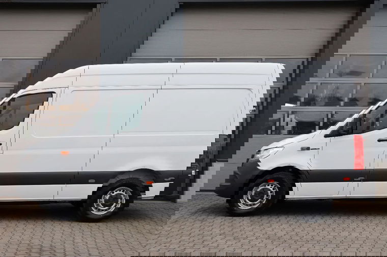 Mercedes-Benz E-Sprinter
