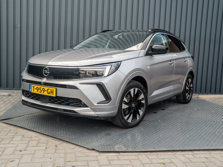 Foto van Opel Grandland