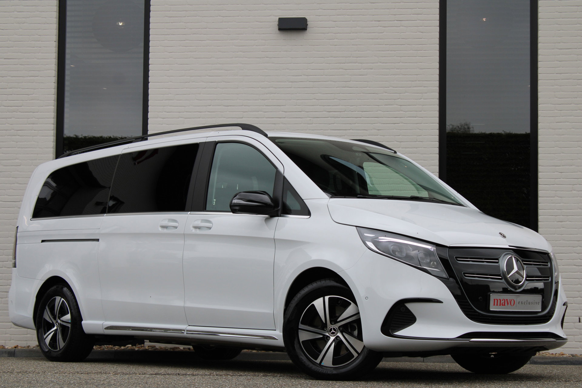Foto van Mercedes-Benz EQV