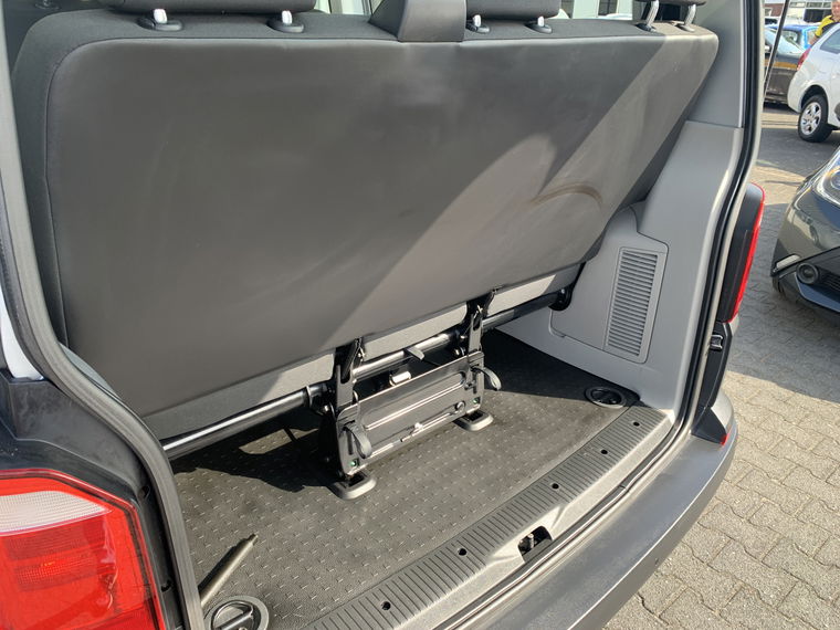 Volkswagen Transporter Kombi 9-persoons