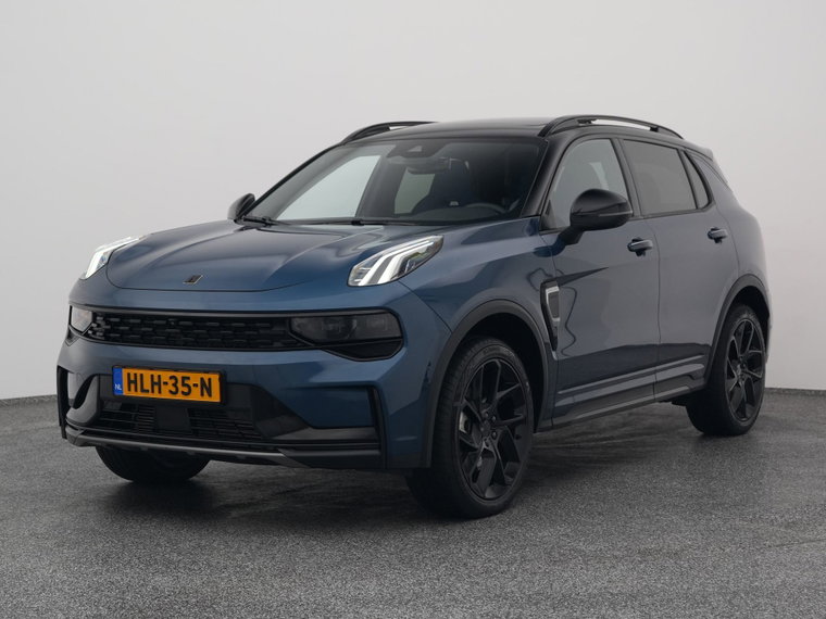 Lynk & Co 01 foto 1