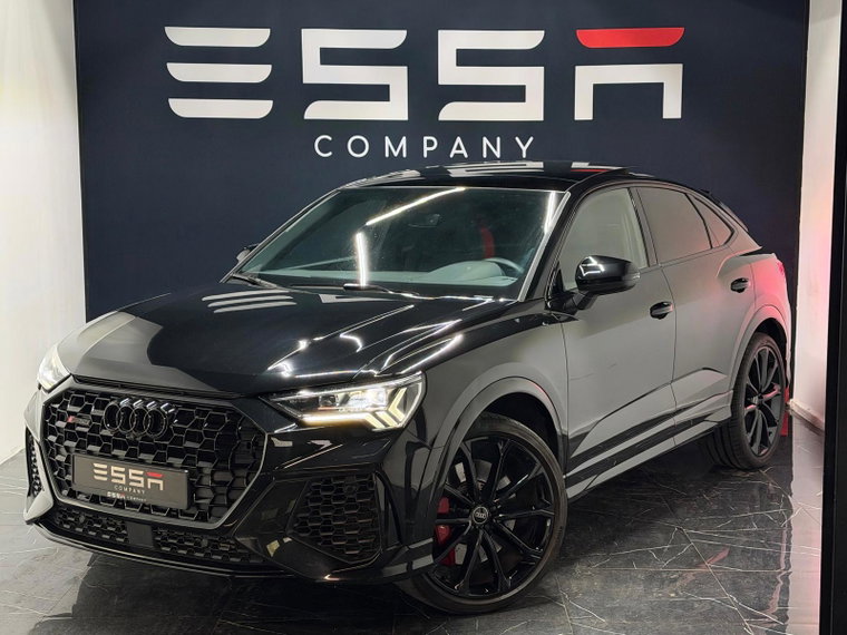 Foto van Audi RSQ3