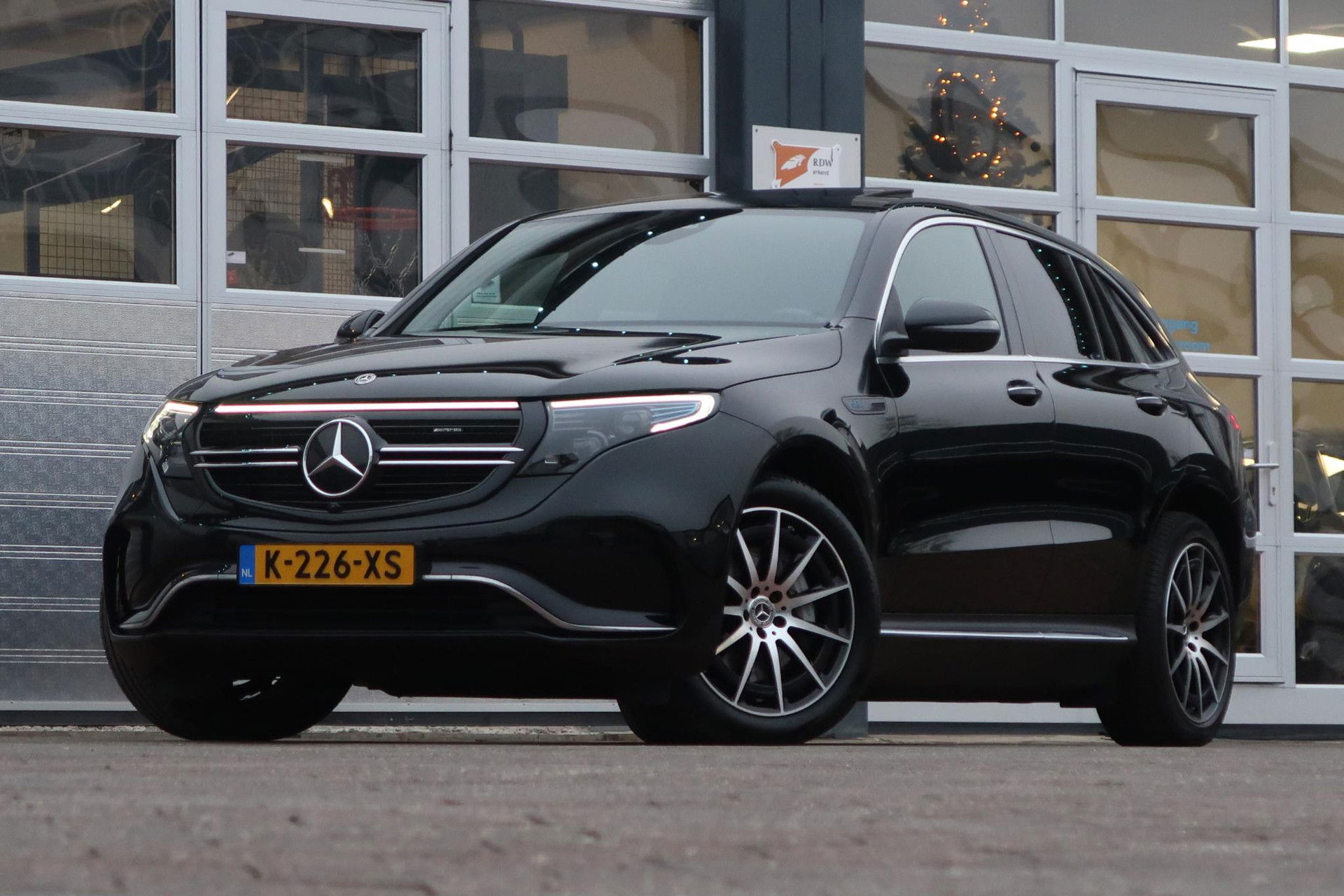 Foto van Mercedes-Benz EQC