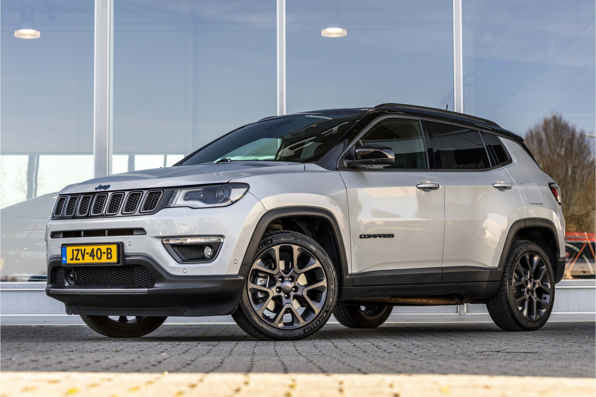 Foto van Jeep Compass