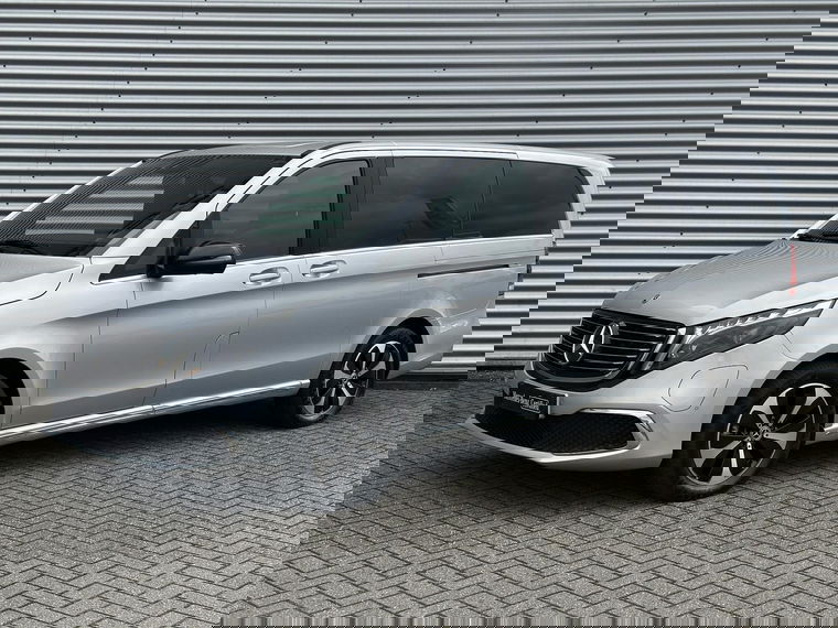 Foto van Mercedes-Benz EQV