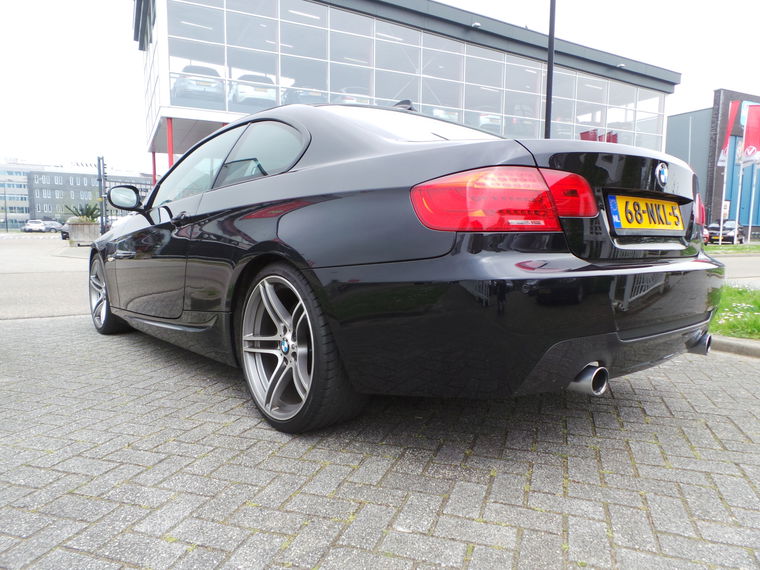 BMW 3-SERIE coupe
