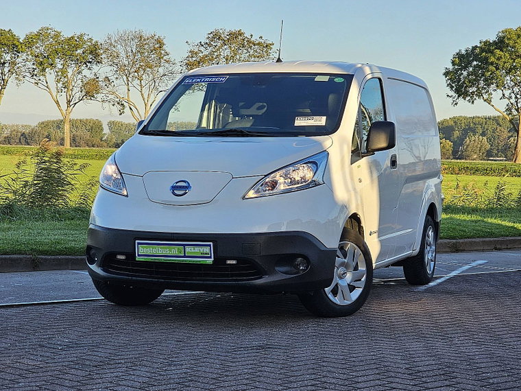 Foto van Nissan e-NV200