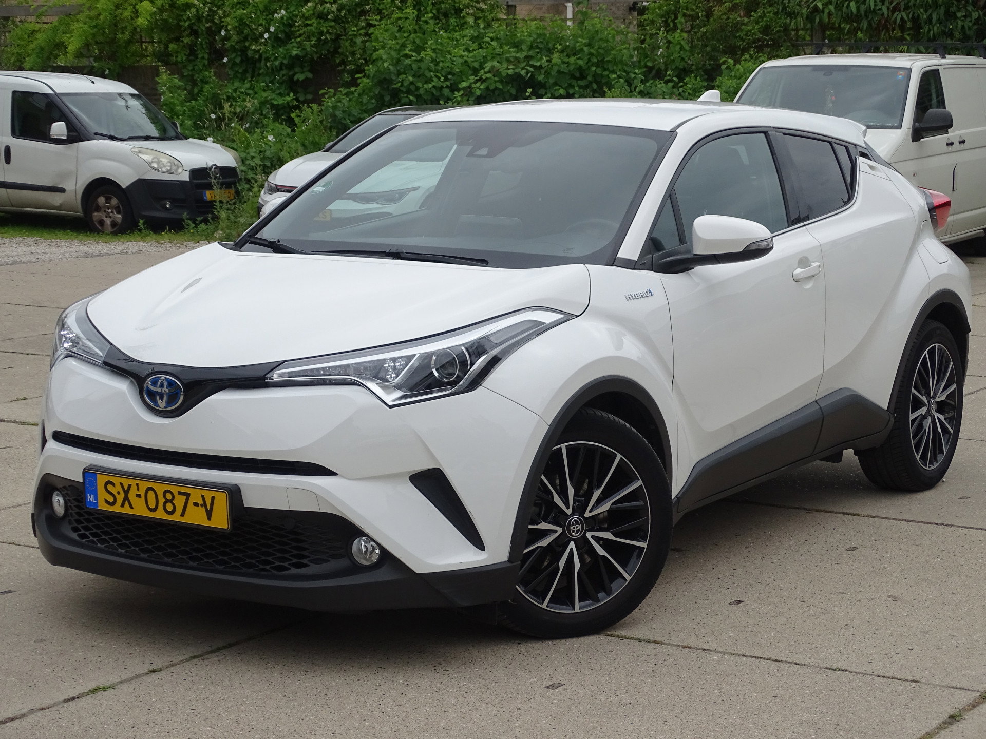 Foto van Toyota C-HR