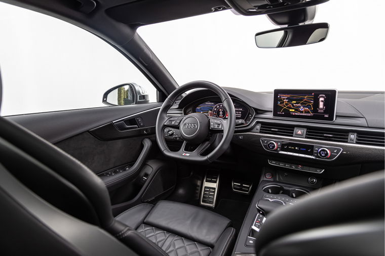 Audi S4
