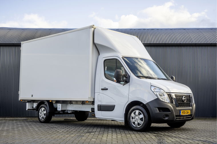 Nissan Interstar