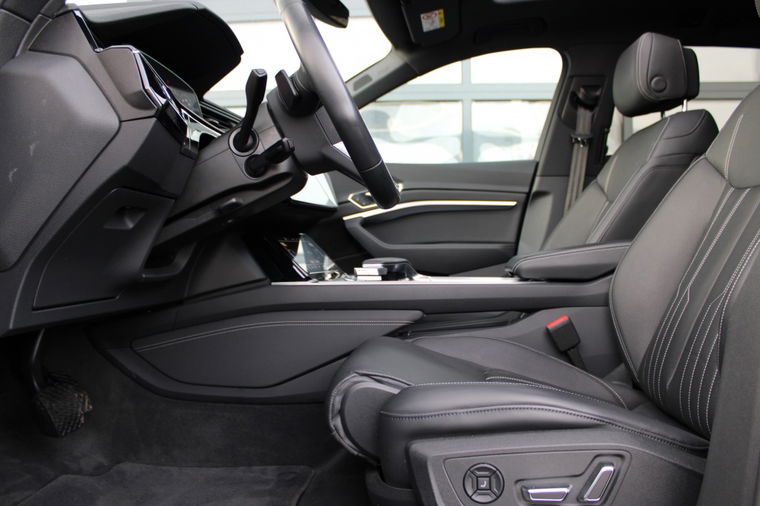 Audi Q8 e-tron