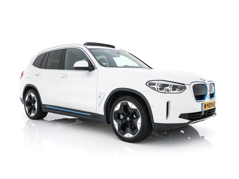 Foto van BMW iX3