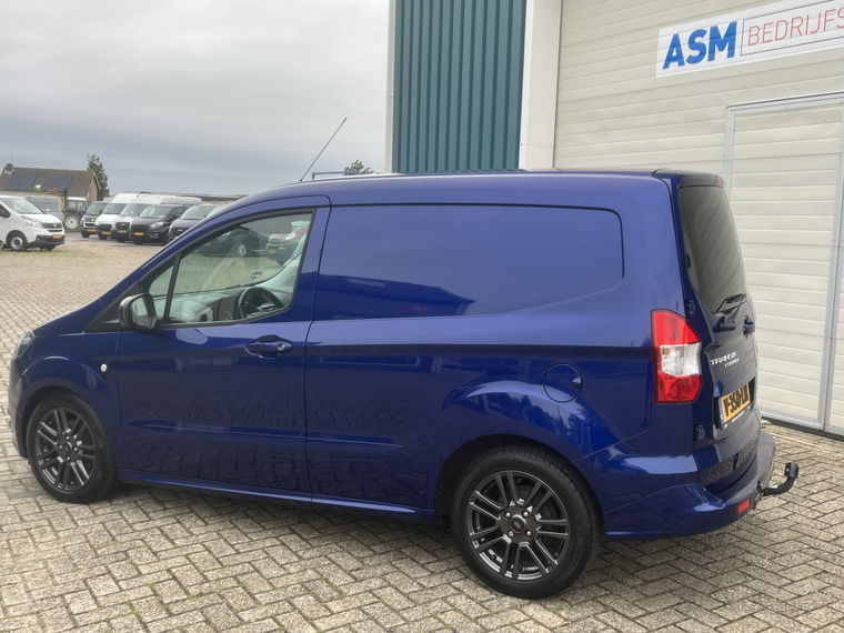 Ford Transit Courier