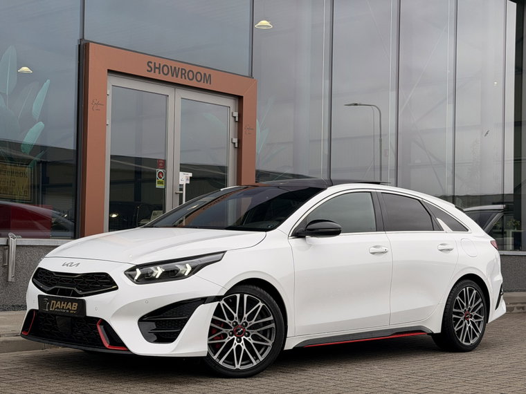Kia ProCeed foto 1