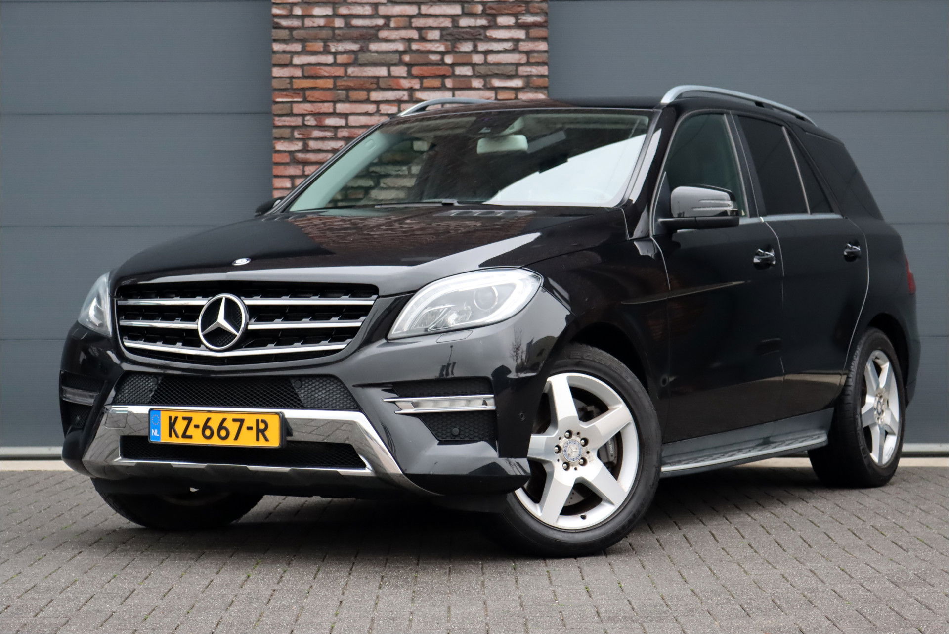 Mercedes-Benz M-Klasse