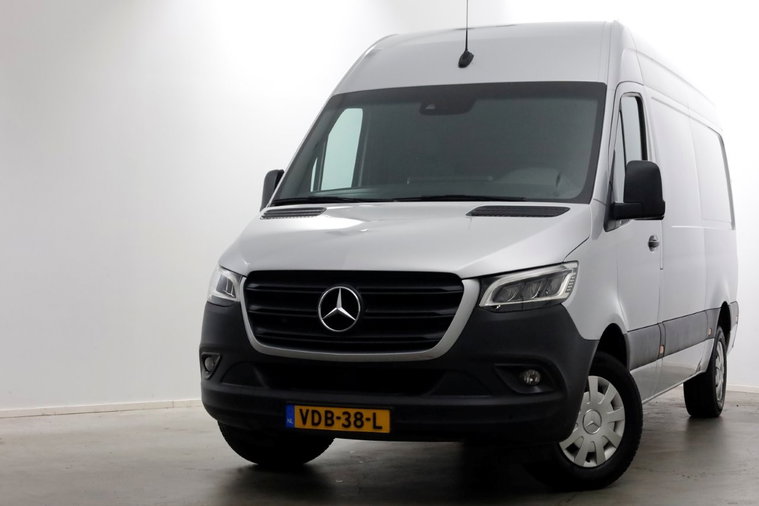 Mercedes-Benz Sprinter foto 1