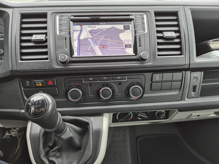 Volkswagen Transporter Kombi