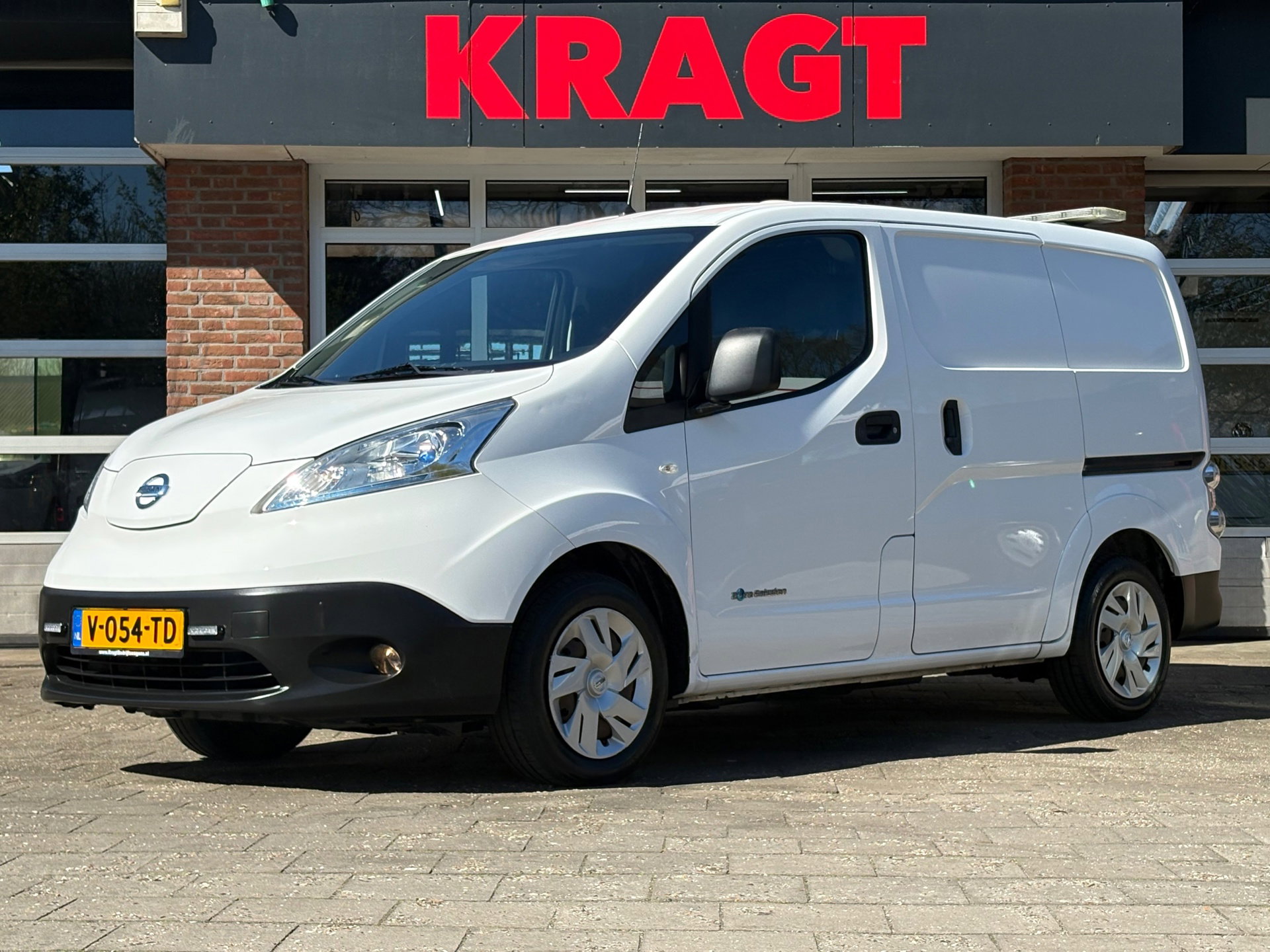 Foto van Nissan e-NV200