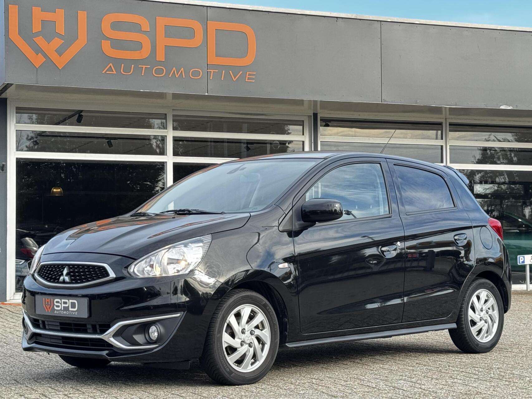 Foto van Mitsubishi Space Star