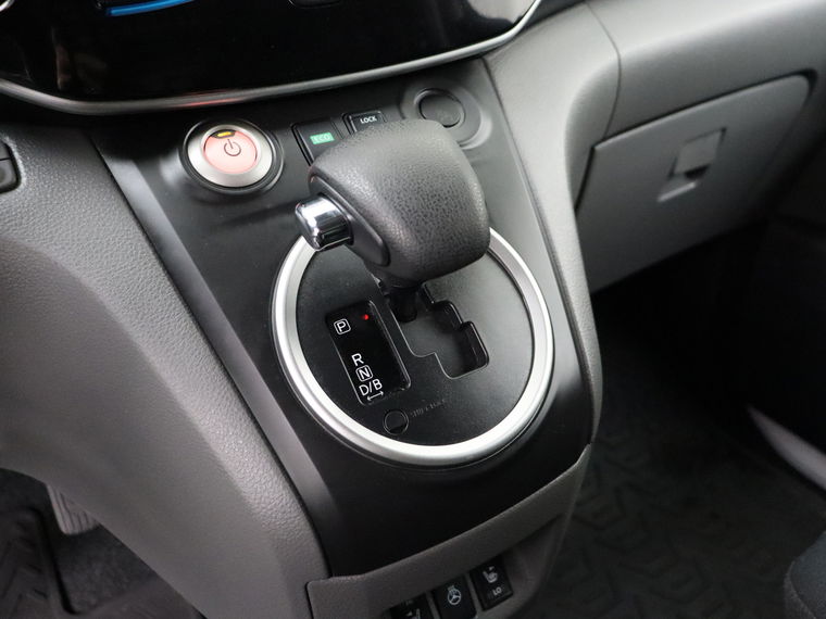 Nissan E-NV200