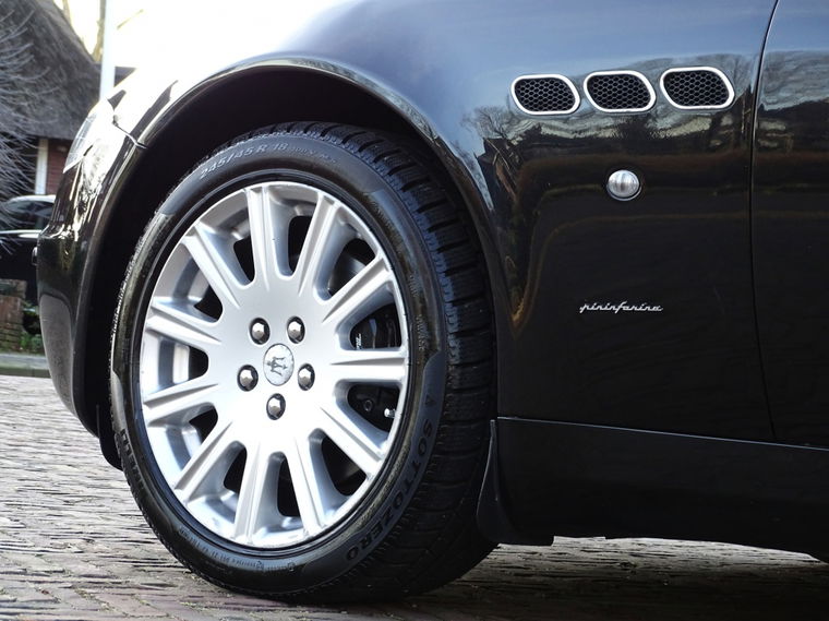 Maserati Quattroporte