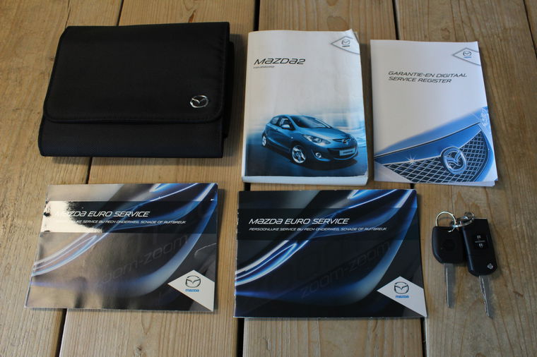 Mazda 2