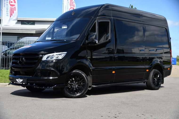 Mercedes-Benz Sprinter foto 1