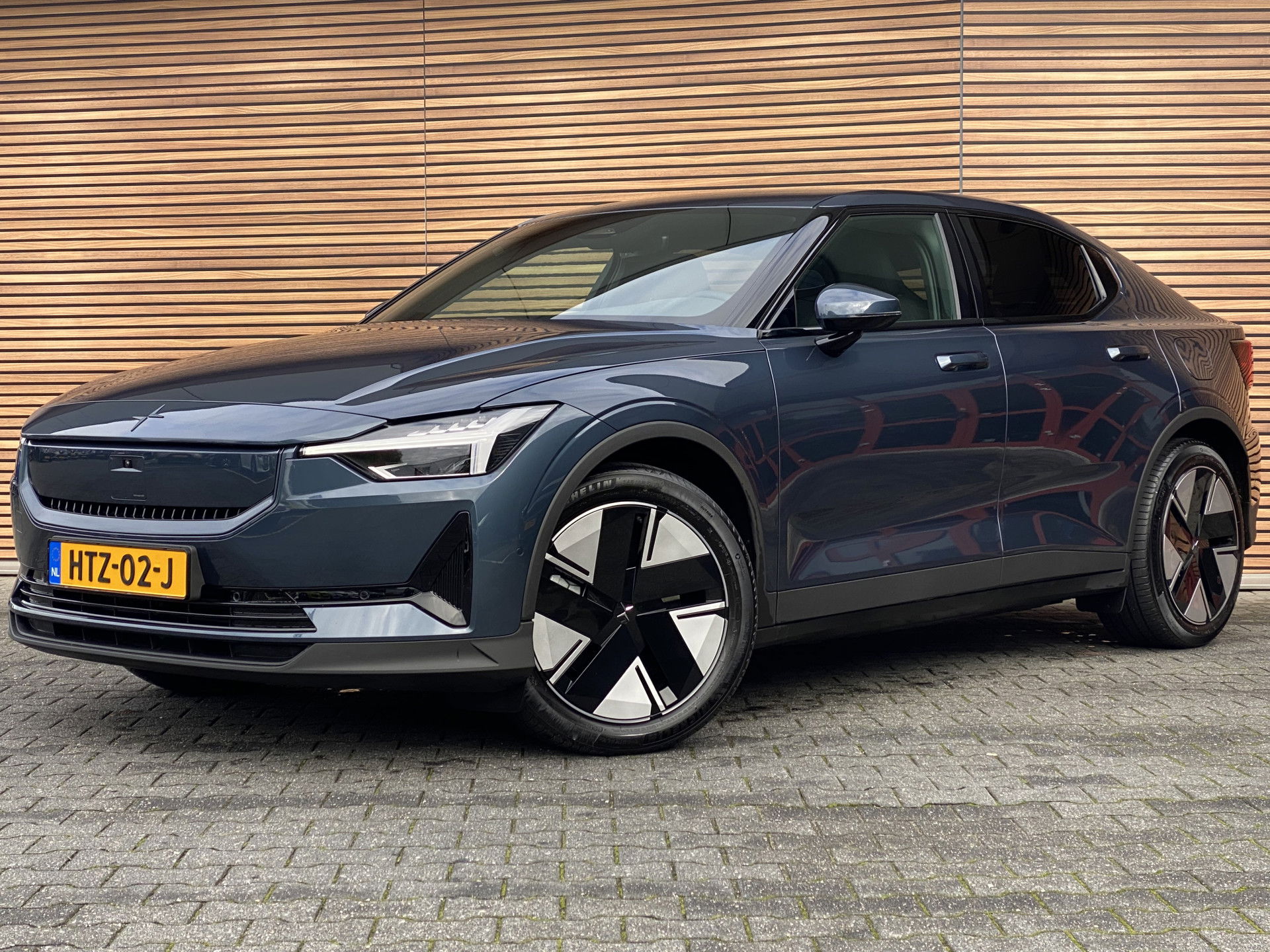 Foto van Polestar 2