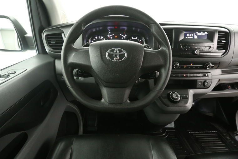 Toyota ProAce Worker