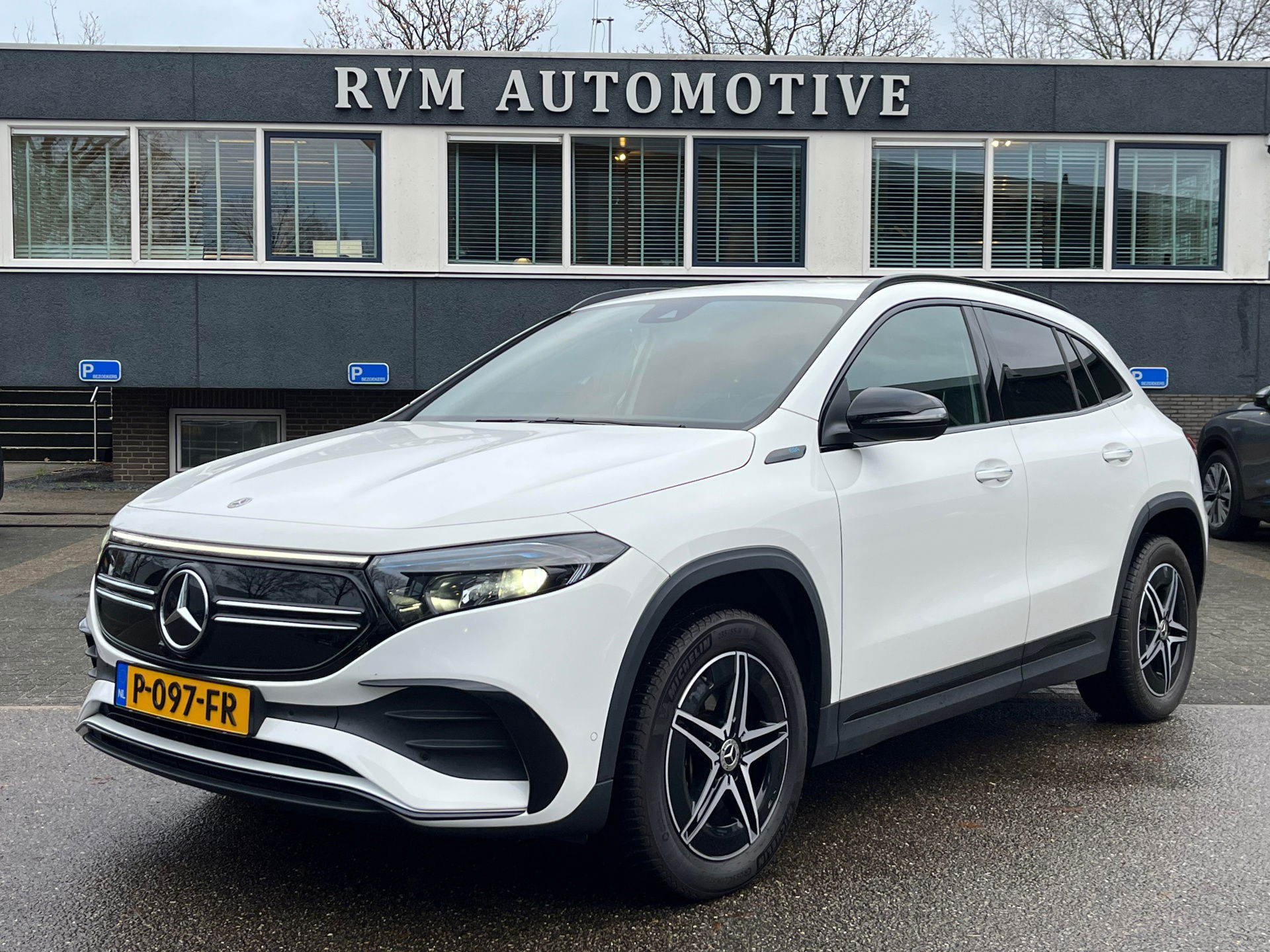 Foto van Mercedes-Benz EQA