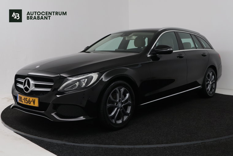 Mercedes-Benz C-Klasse foto 1