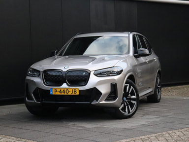Foto van BMW iX3