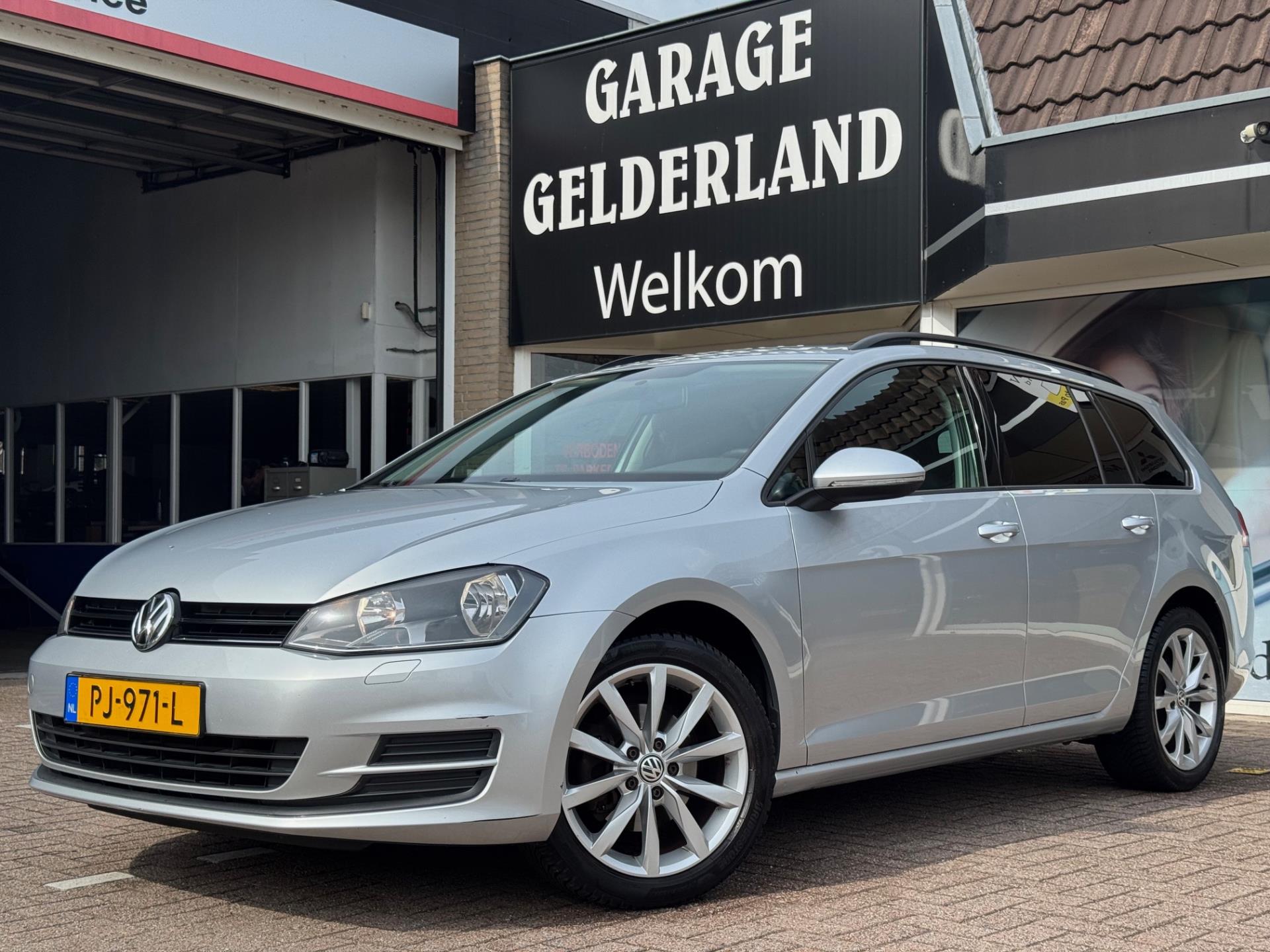 Foto van Volkswagen GOLF Variant