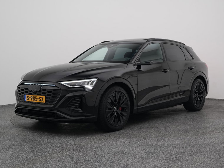 Foto van Audi Q8 e-tron
