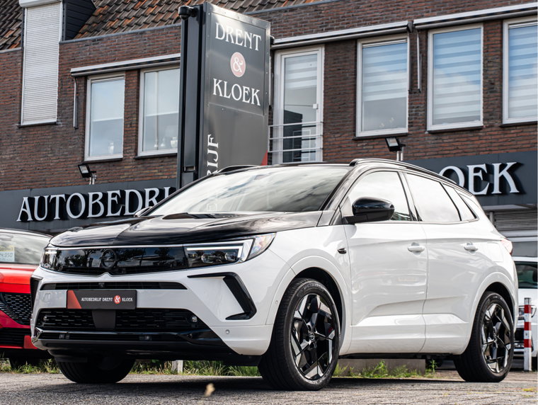 Opel Grandland foto 1