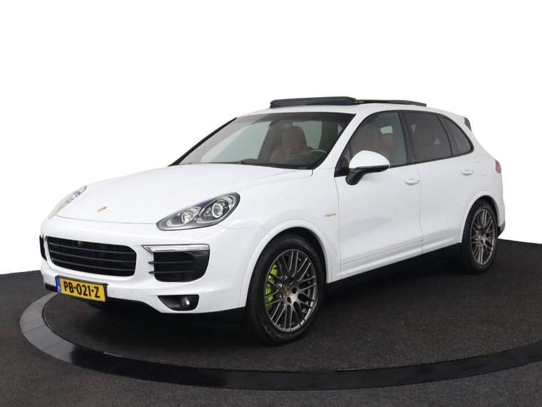 Porsche Cayenne foto 1