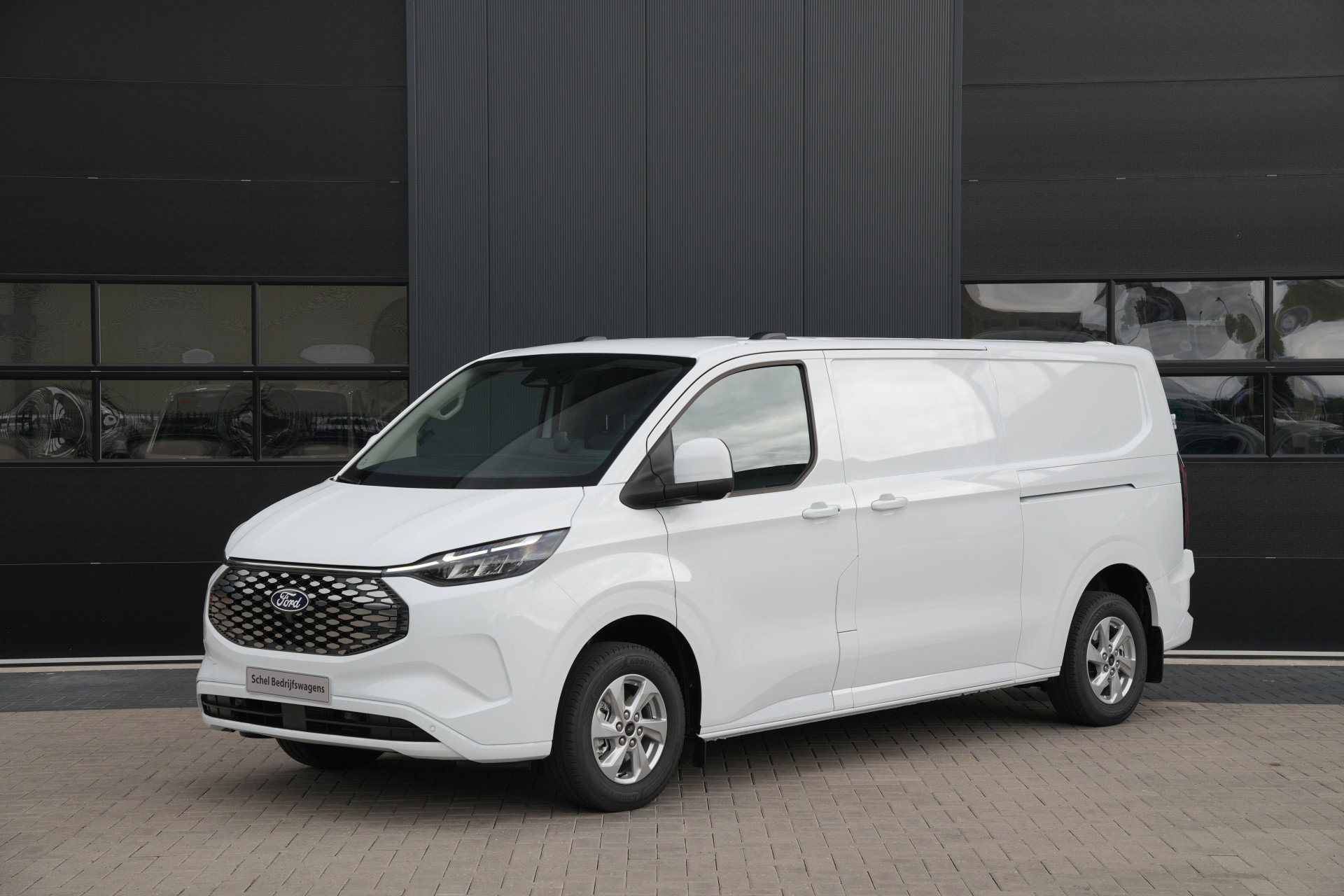 Foto van Ford E-Transit Custom