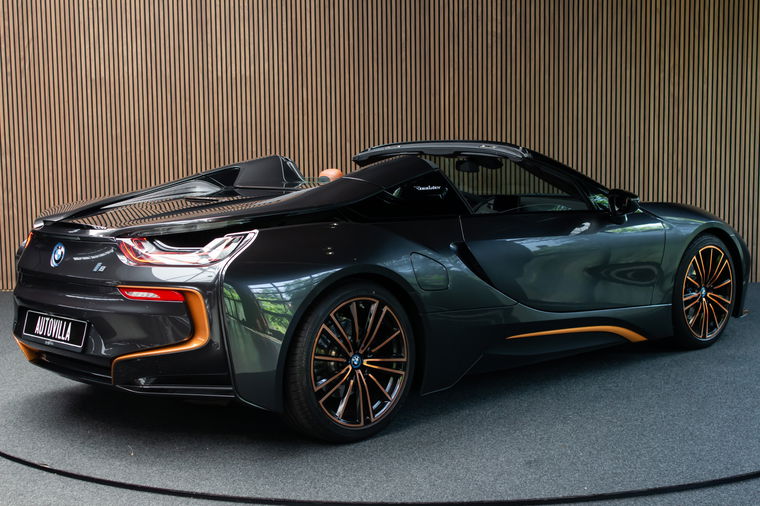 BMW i8 Roadster