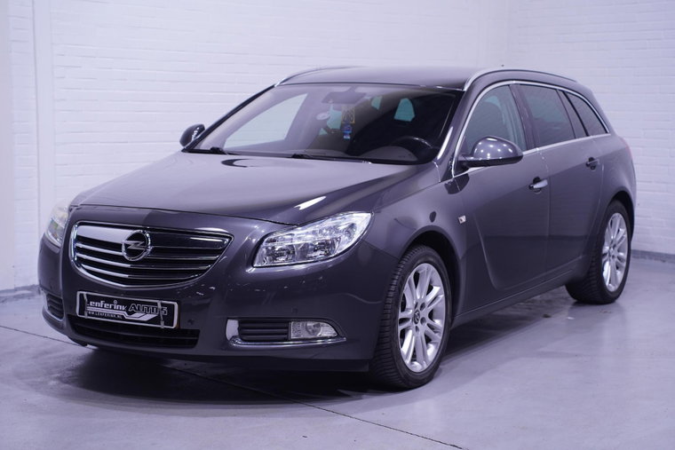 Opel Insignia foto 1