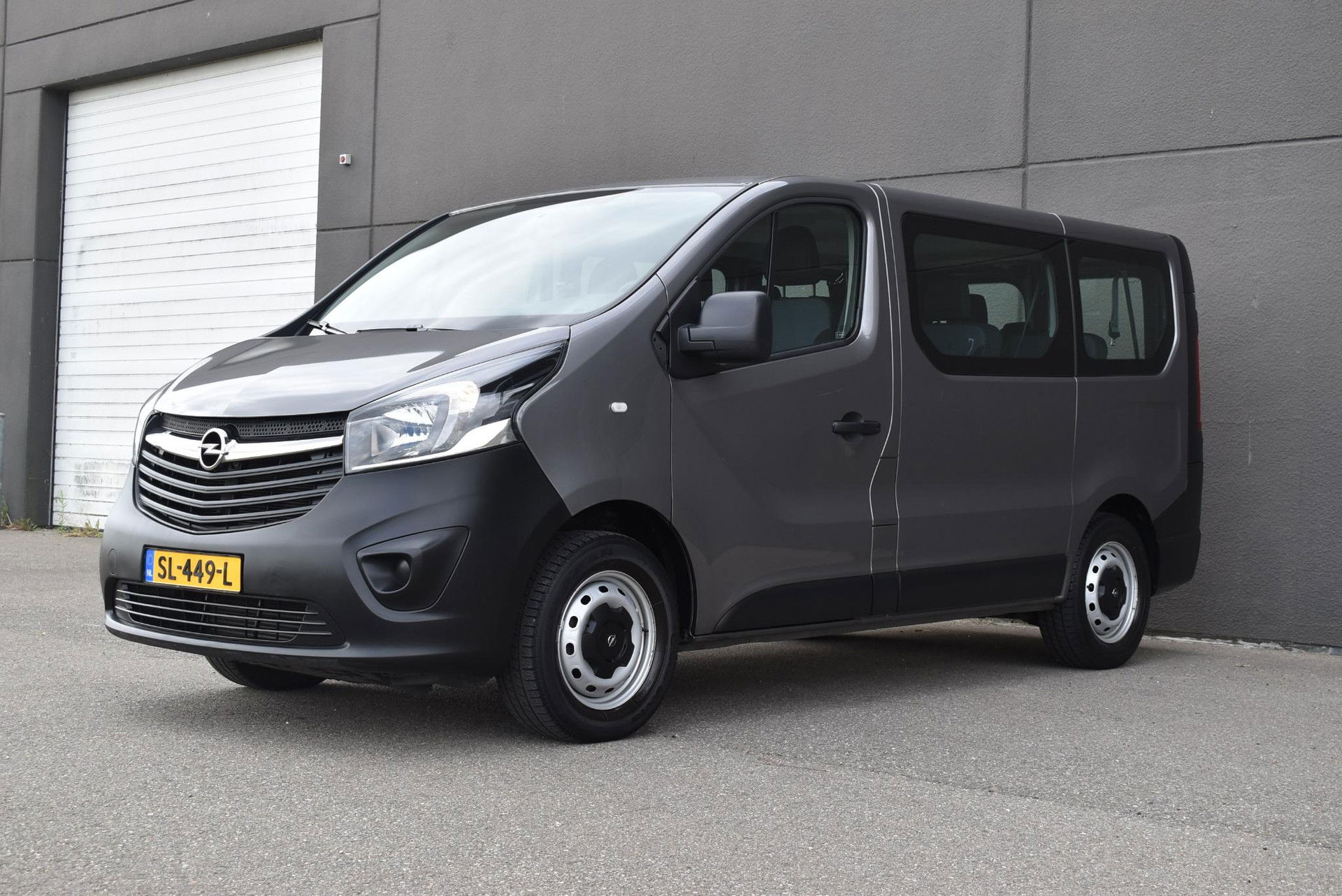 Foto van Opel Vivaro Combi