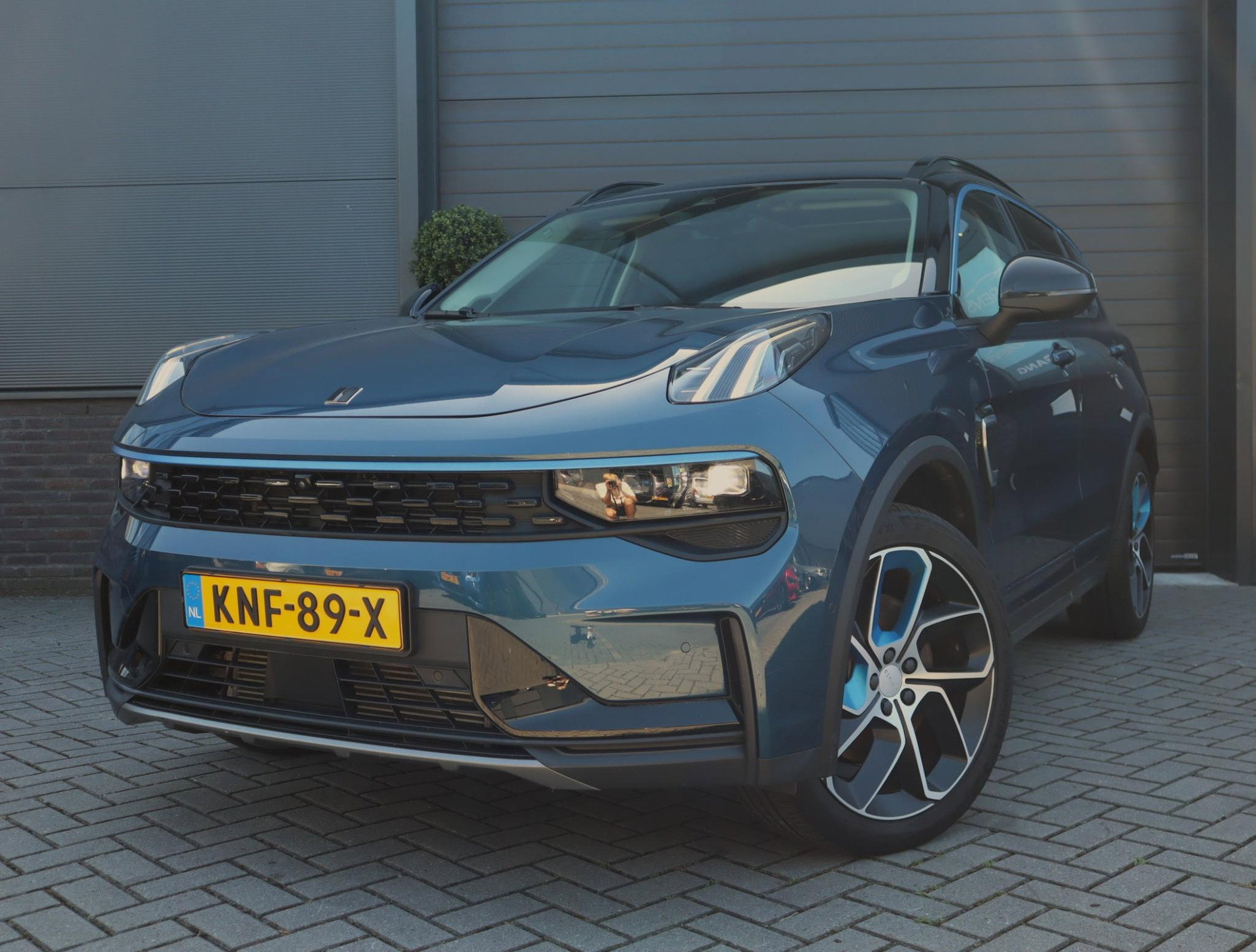 Foto van Lynk & Co 01