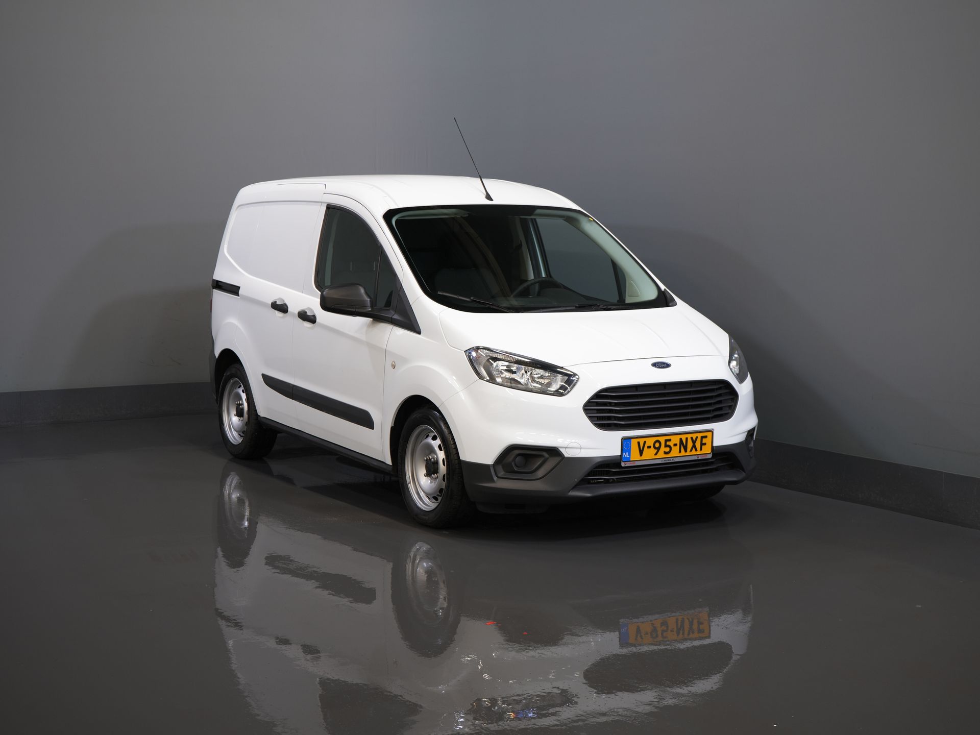 Foto van Ford Transit Courier