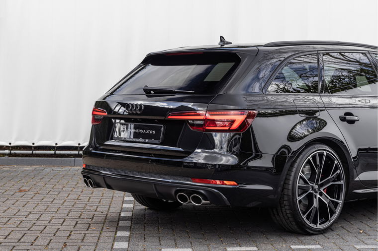 Audi S4