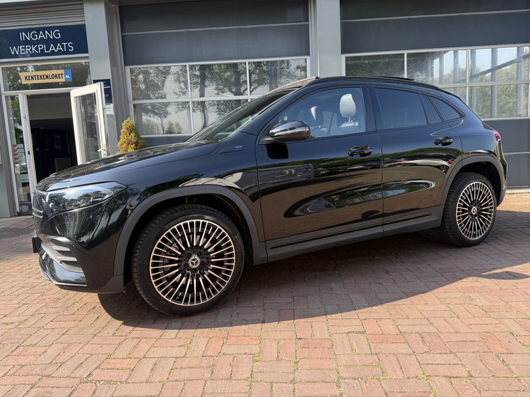 Foto van Mercedes-Benz EQA