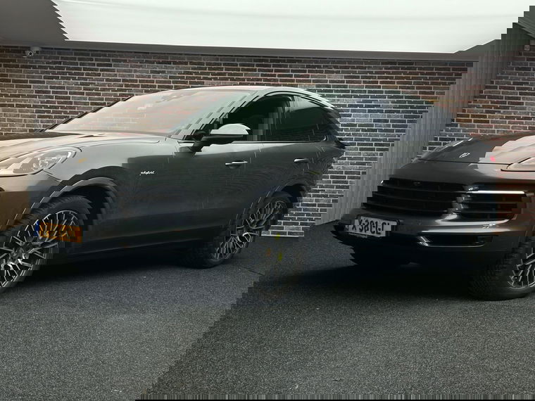 Foto van Porsche Cayenne