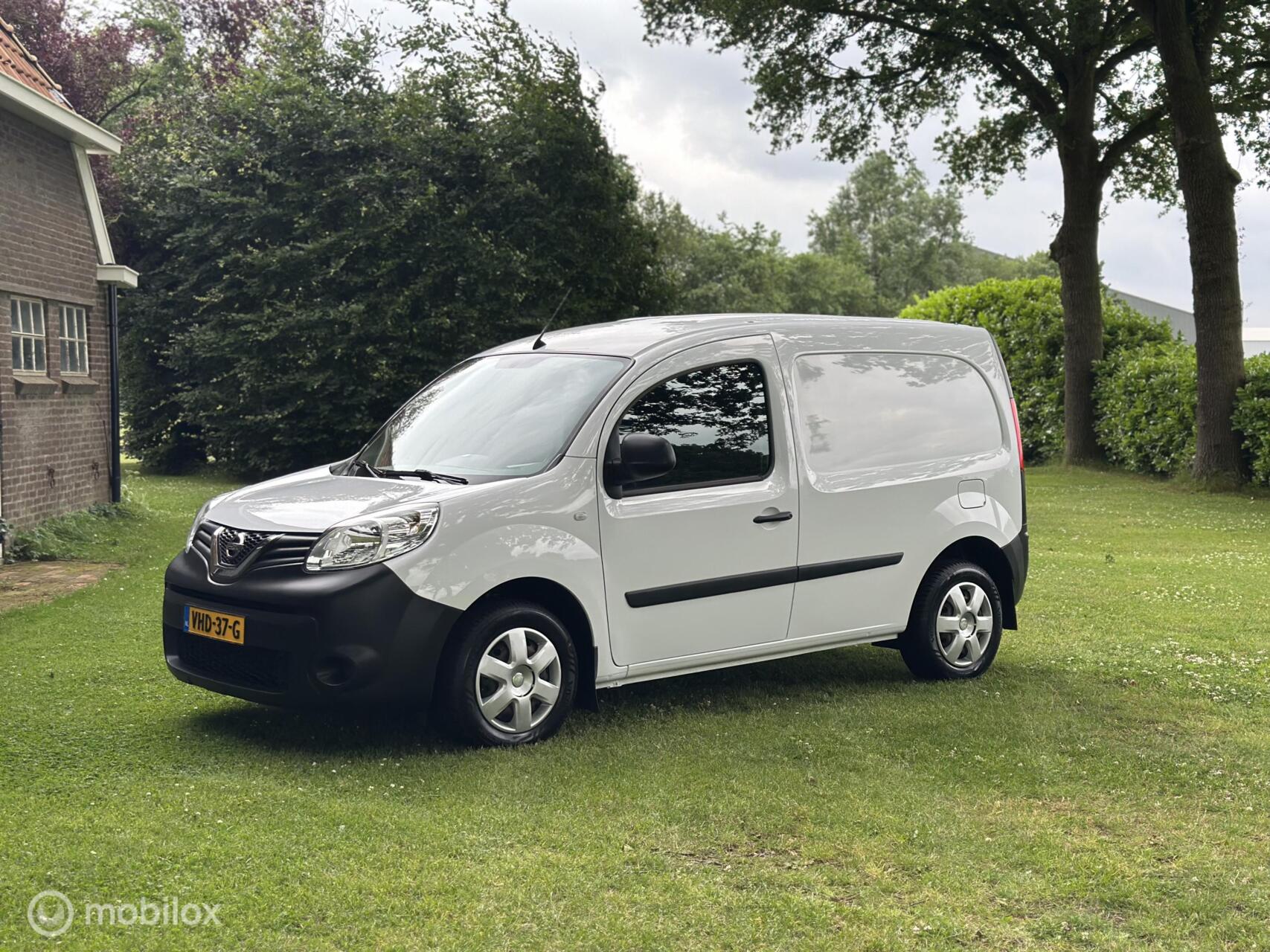 Foto van Nissan NV250